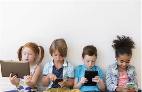 how does technology affect children's cognitive development