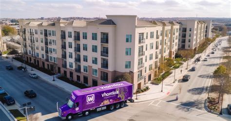 How Does Wayfair Deliver Large Items