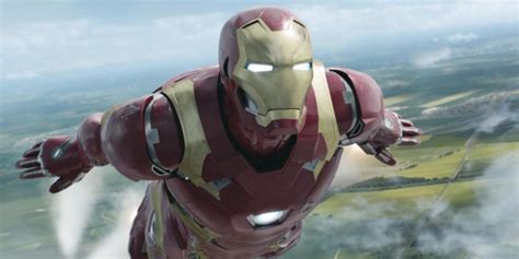 how fast can iron man fly in mcu