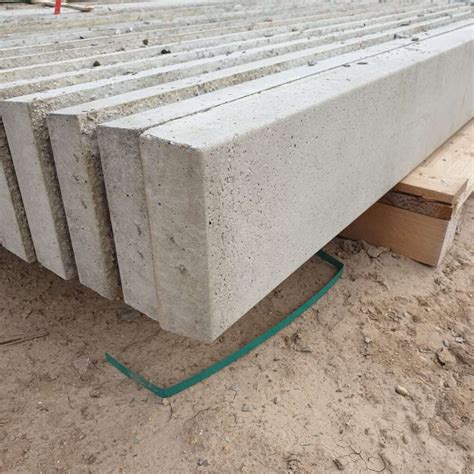 how heavy is a concrete gravel board