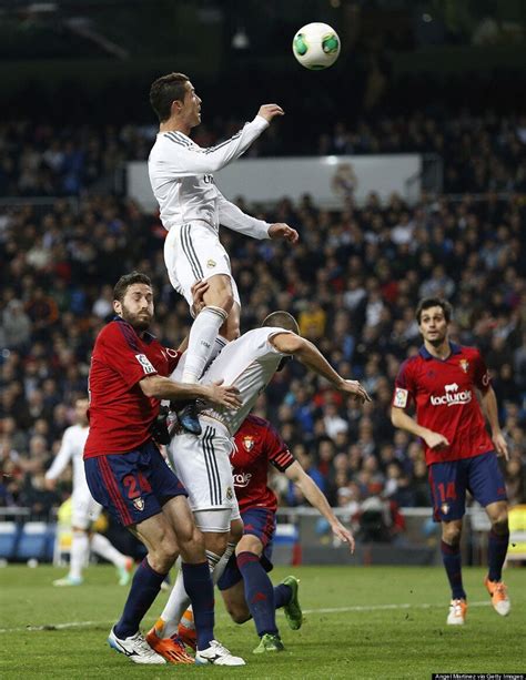 how high can ronaldo jump in inches