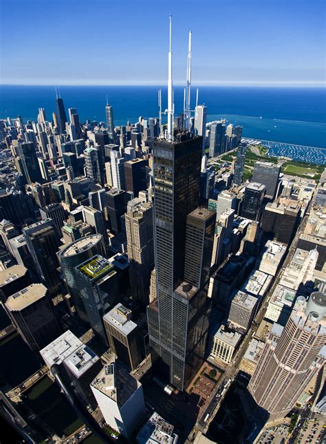 how high is skydeck chicago