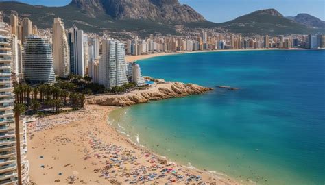 how hot is benidorm in october in degrees