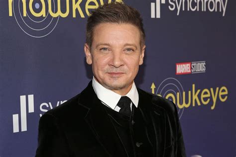 how is jeremy renner's health