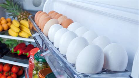 How Long Can Eggs Last In Refrigerator