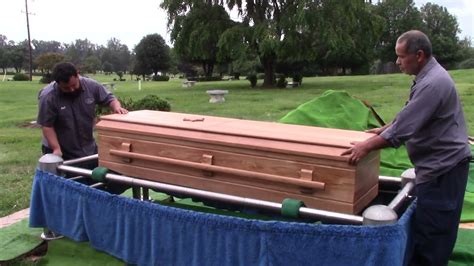 how long do clothes last in casket