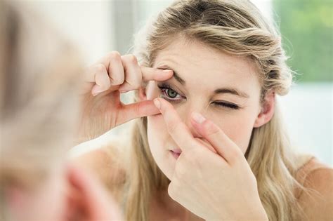 how long do contacts take to get used to