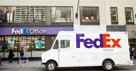 how long does fedex deliver