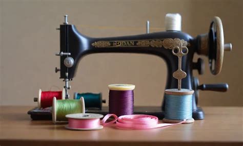 How Long Does Sewing Machine Thread Last