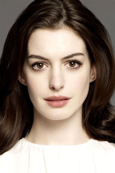 how long has anne hathaway been acting