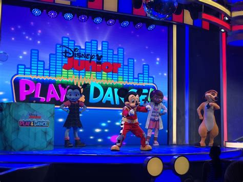 how long is disney junior play and dance