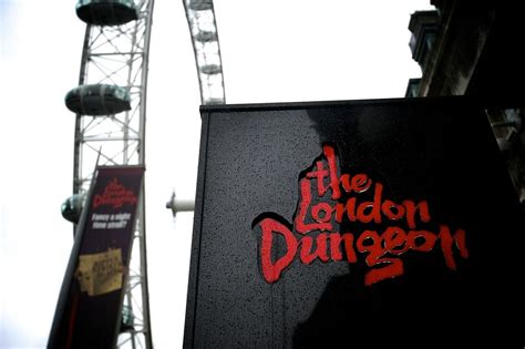 how long is london dungeon tour