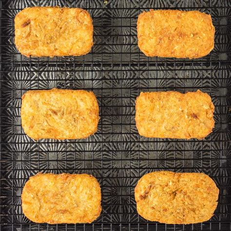 how long should you soak potatoes for hash browns