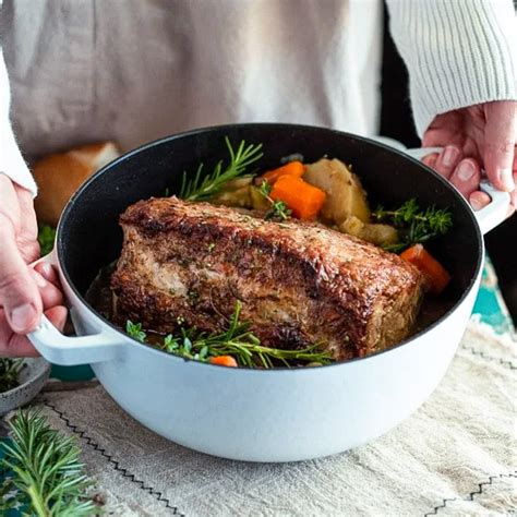 how long to cook pork roast in a dutch oven