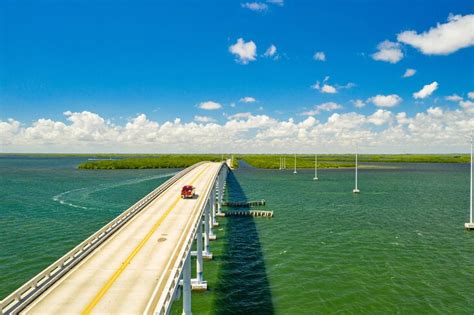 how long to get from miami to key largo