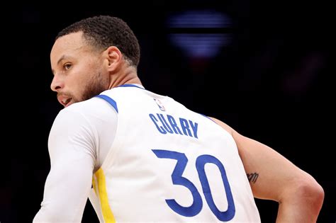 how long will steph curry be out