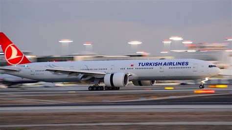 how many 777 does turkish airlines have