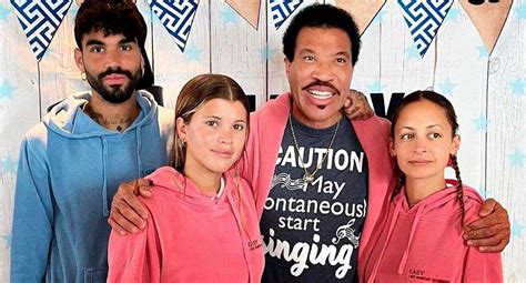 how many children does lionel richie have