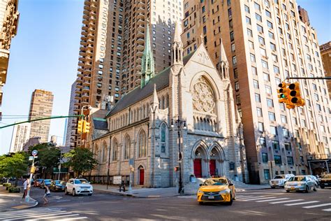 how many churches in new york