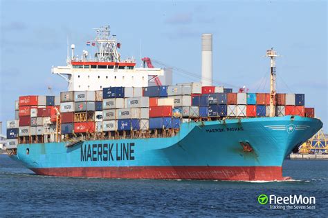 how many containers maersk have