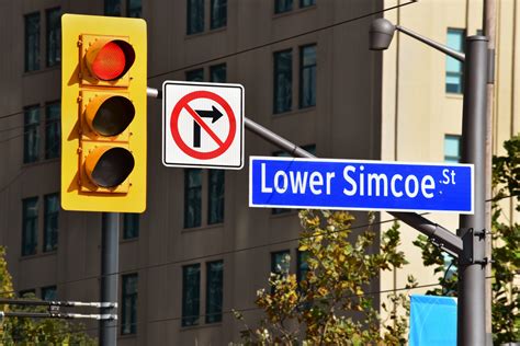 how many demerit points for beating red light