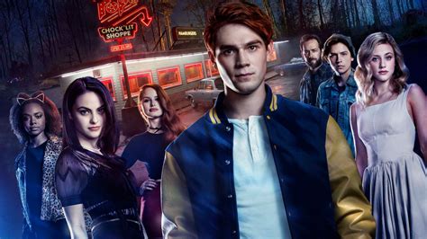 how many episodes in riverdale season 3