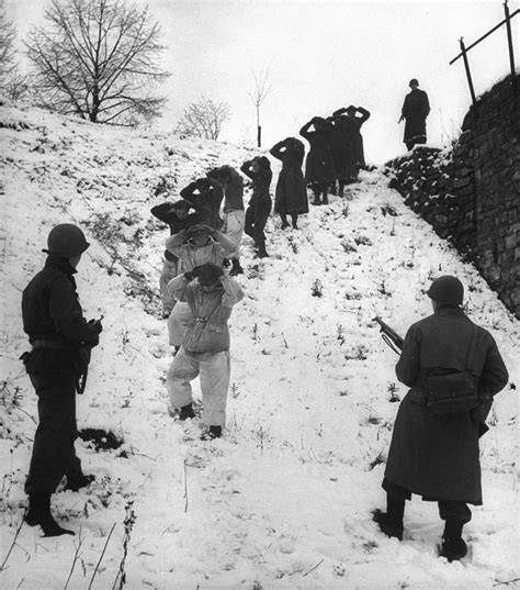 how many germans died in the battle of bulge