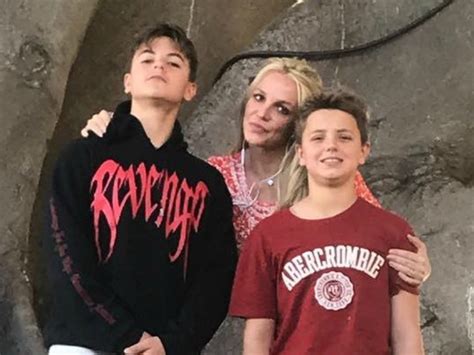 how many kids does britney spears have