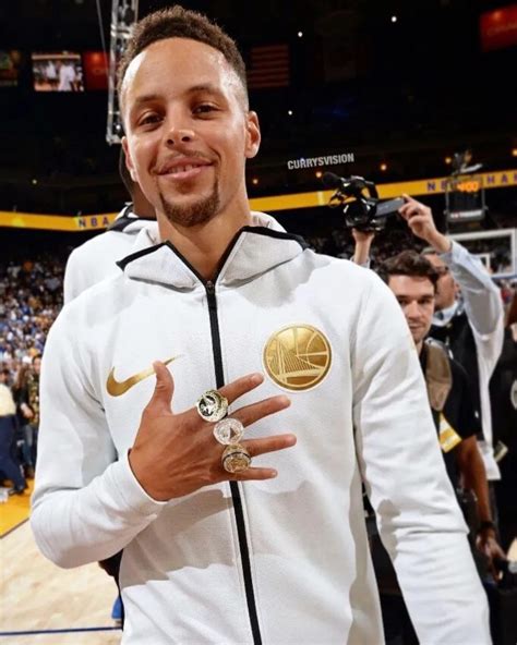 how many nba rings does stephen curry have