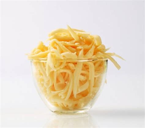 how many oz of shredded cheese in a cup