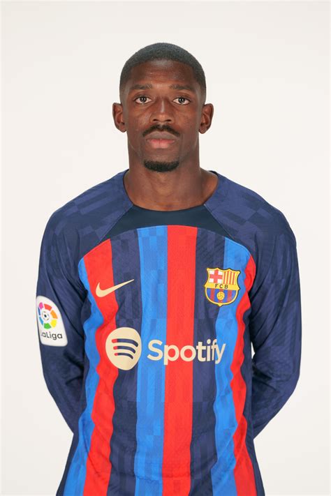 how many people actively play ousmane dembele