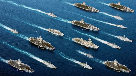 how many personnel on an aircraft carrier