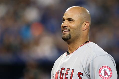 How many children does Albert Pujols have and how old are they?