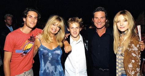 how many siblings does kate hudson have