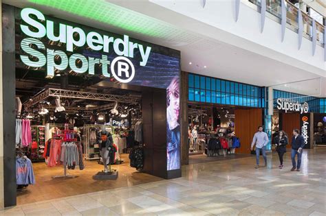 how many stores does superdry have in the uk