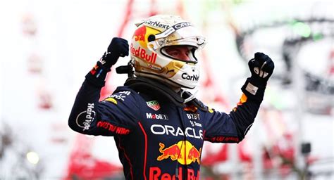 how many wins did max verstappen get in 2022