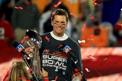 how many wins does tom brady have super bowl