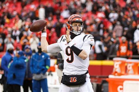 how many yards did joe burrow have last year