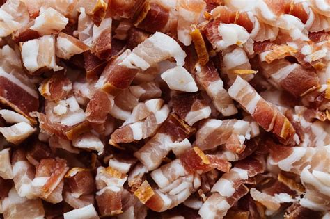 how much bacon bits equals 4 slices of bacon