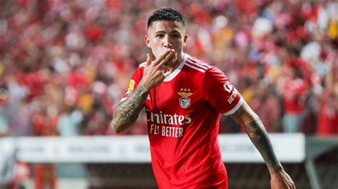 how much did benfica pay for enzo fernandez
