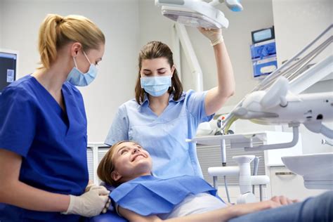 Here’s How Much Money Dental Assistants Make In Every State