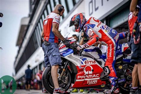 how much do motogp bikes weigh