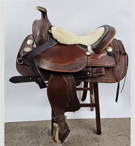 How Much Does 16 Crates Sell For