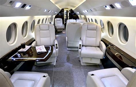 how much does a falcon 900 cost