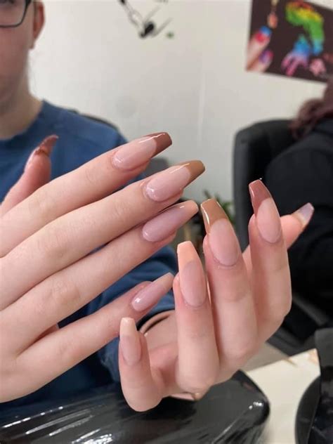 How Much Does A Full Set Acrylic Cost