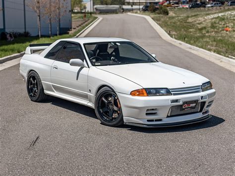 how much does a gtr r32 cost