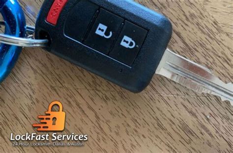 how much does a locksmith charge to program a keyless remote