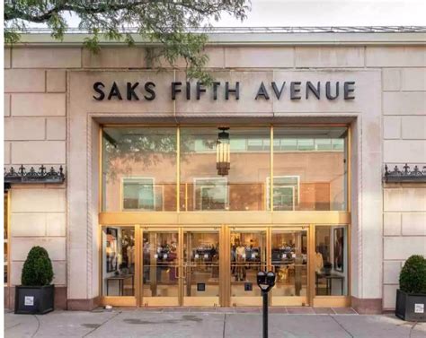 How Much Does A Saks Sales Associate Make