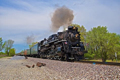 how much does a train engine weigh