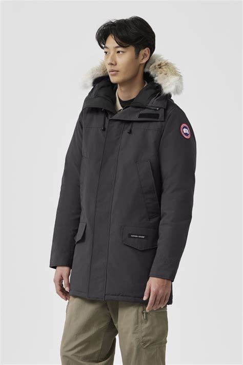 how much does canada goose jacket cost